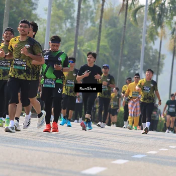 Runner Photo 7011977