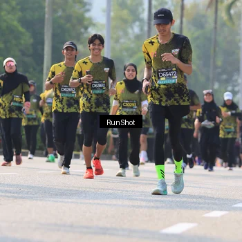 Runner Photo 7011985