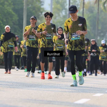 Runner Photo 7011996