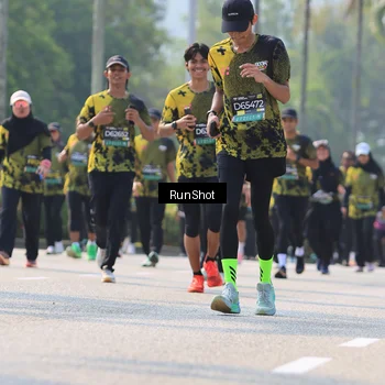 Runner Photo 7012002