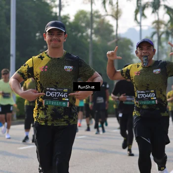 Runner Photo 7012028