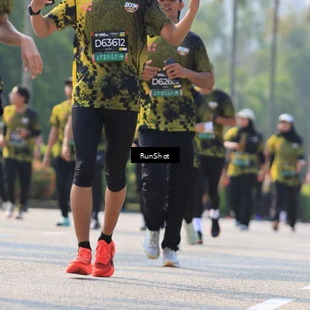 Runner Photo 7012037