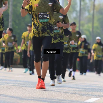 Runner Photo 7012038