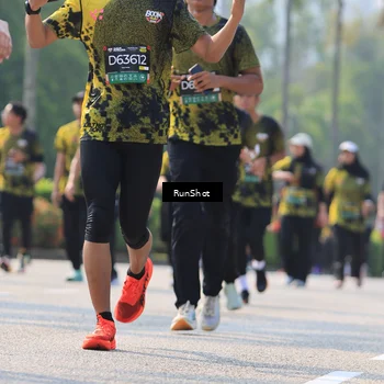 Runner Photo 7012039