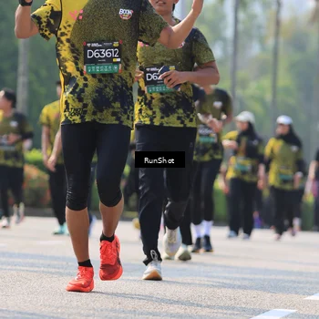 Runner Photo 7012040
