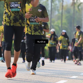 Runner Photo 7012051