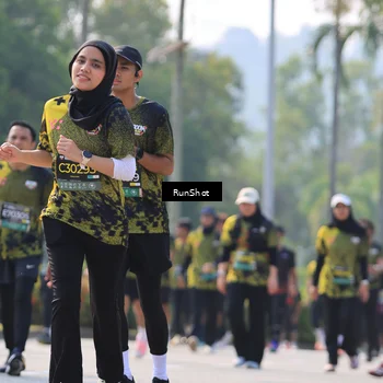 Runner Photo 7012066