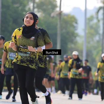 Runner Photo 7012073