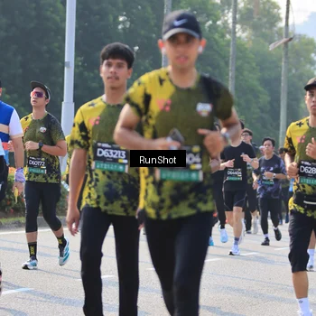 Runner Photo 7012097