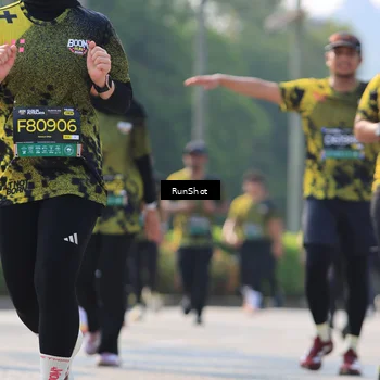 Runner Photo 7012098