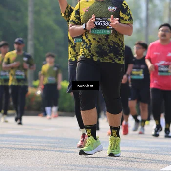 Runner Photo 7012101