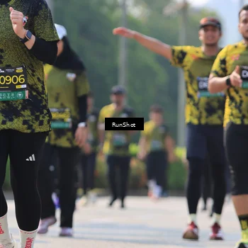 Runner Photo 7012103