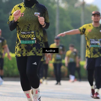 Runner Photo 7012105