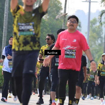 Runner Photo 7012113