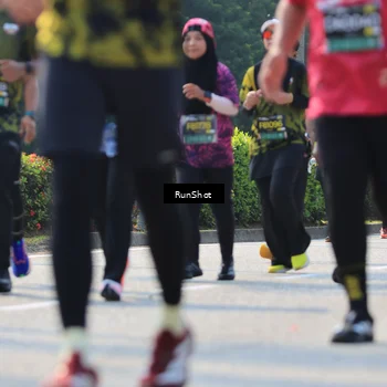 Runner Photo 7012124