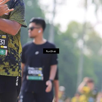 Runner Photo 7012134