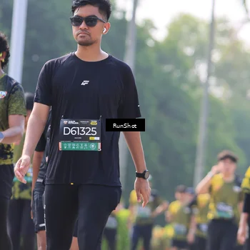 Runner Photo 7012136