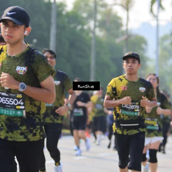 Runner Photo 7012141