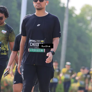 Runner Photo 7012143