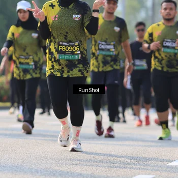 Runner Photo 7012148