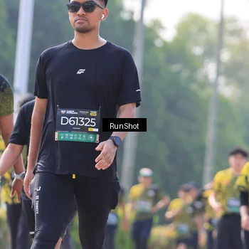Runner Photo 7012164