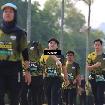 Runner Photo 7012171