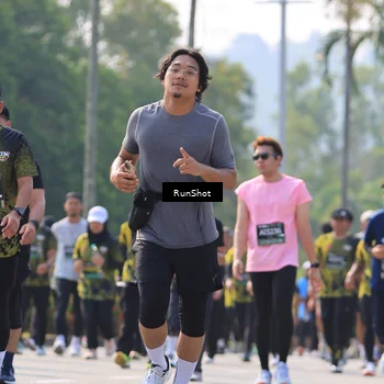 Runner Photo 7012177