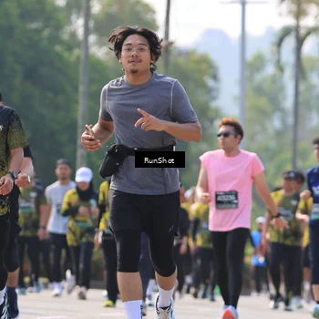 Runner Photo 7012188