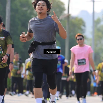 Runner Photo 7012197