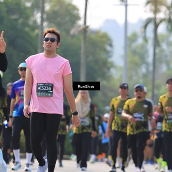 Runner Photo 7012207