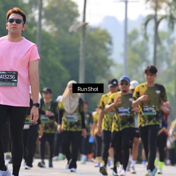 Runner Photo 7012221