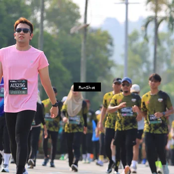 Runner Photo 7012223
