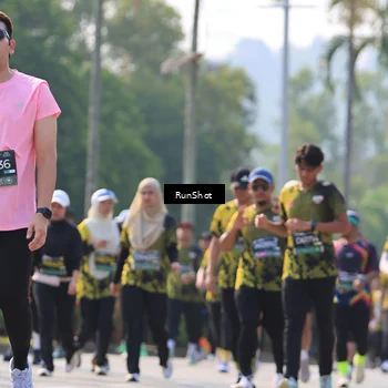 Runner Photo 7012227