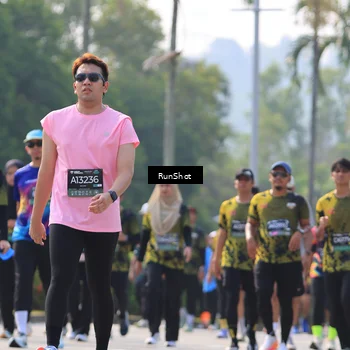 Runner Photo 7012229