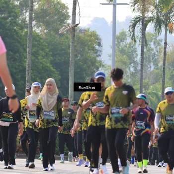 Runner Photo 7012230