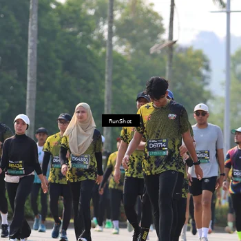 Runner Photo 7012253