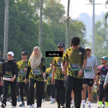 Runner Photo 7012256