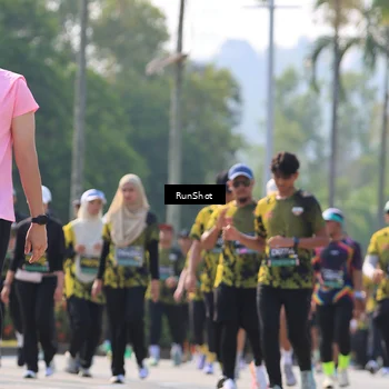 Runner Photo 7012257