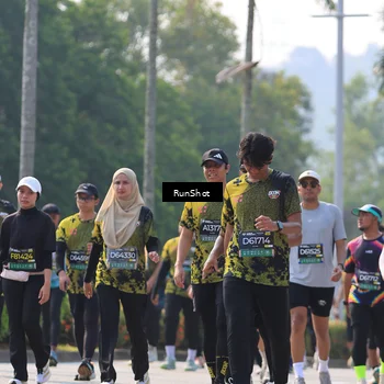Runner Photo 7012259