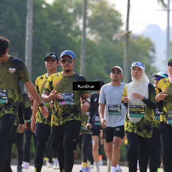 Runner Photo 7012283