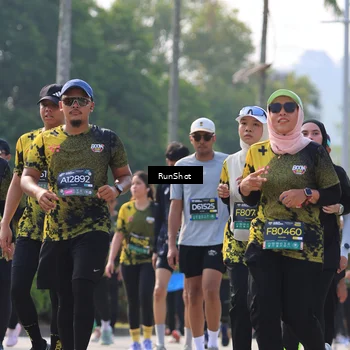 Runner Photo 7012288