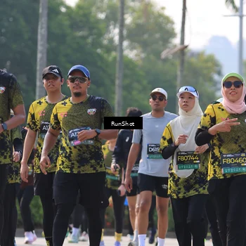 Runner Photo 7012290
