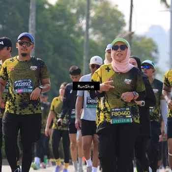 Runner Photo 7012293
