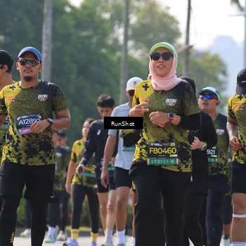 Runner Photo 7012294