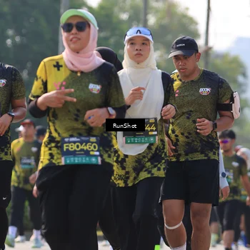 Runner Photo 7012306