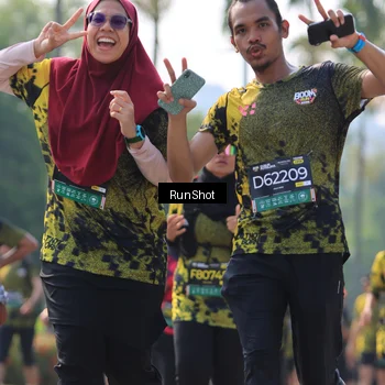 Runner Photo 7012338