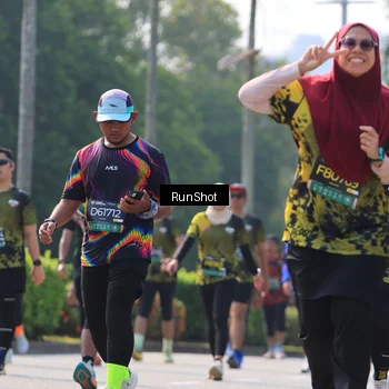 Runner Photo 7012339