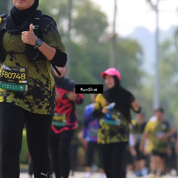 Runner Photo 7012346