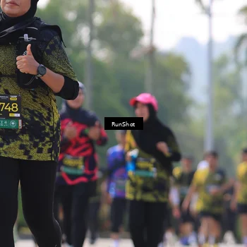 Runner Photo 7012347