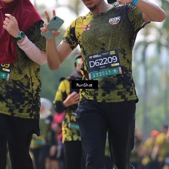 Runner Photo 7012349